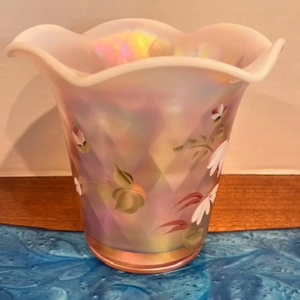 Shelley Fenton 1997 Family Signature Series Field Flowers Iridescent Vase